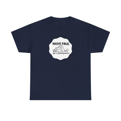 Funny Unisex Tee - "Nicht faul nur im Energiesparmodus"
