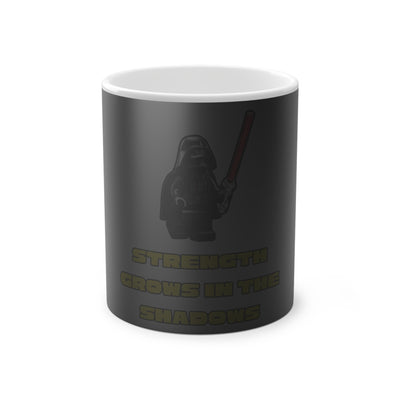 Strength Grows In The Shadows Magic Mug - Kaffee Tasse mit Wärmeeffekt Star Wars Fans mit Wärmeeffekt
