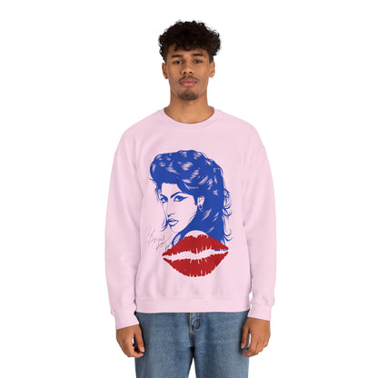 Amy Retro Kiss Graphic Hooded Sweatshirt for Fashion Lovers