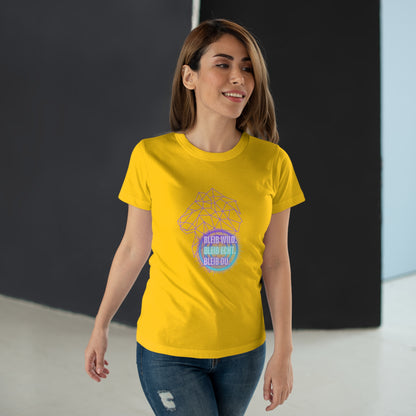 Women's Inspirational Lion T-Shirt - 'Bleib-Wild, Bleib-Echt, Bleib-Du' Design