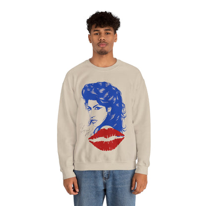 Amy Retro Kiss Graphic Hooded Sweatshirt for Fashion Lovers