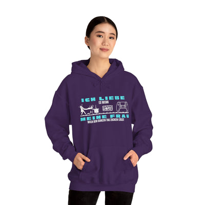 Gaming Love Unisex Hooded Sweatshirt - "Ich Liebe Es Wenn Meine Frau"