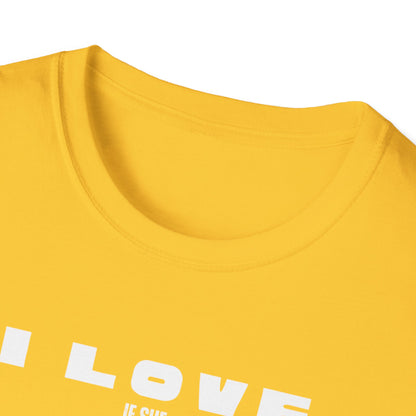 Minimalist Red Graphic Unisex T-Shirt - I love my wife