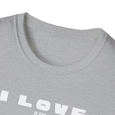 Minimalist Red Graphic Unisex T-Shirt - I love my wife 