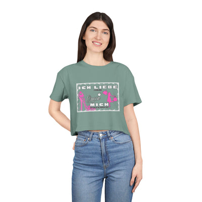 Ich liebe shoppe "Shopping Queen" Crop Tee  copped Shirt